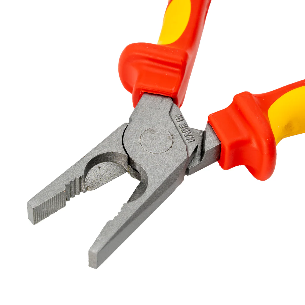 CK T39072A 200 RedLine VDE Combination Plier 200mm - Image 3